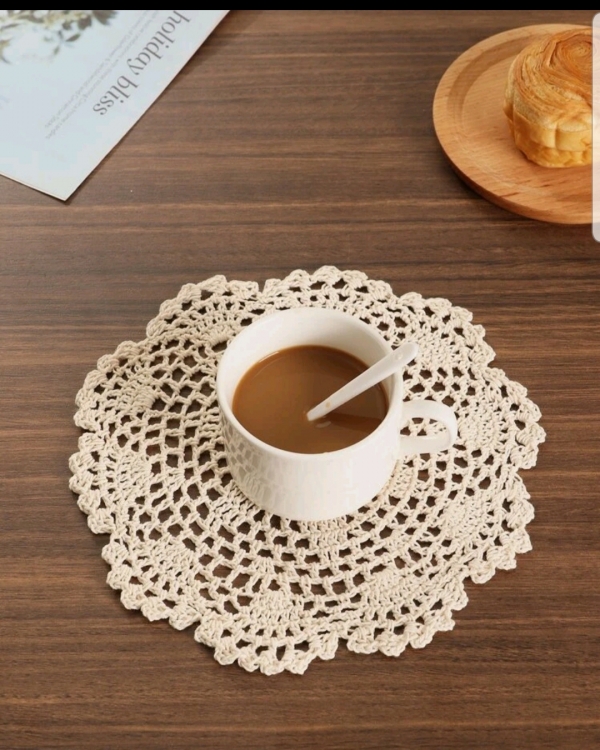 Hollow woven coasters