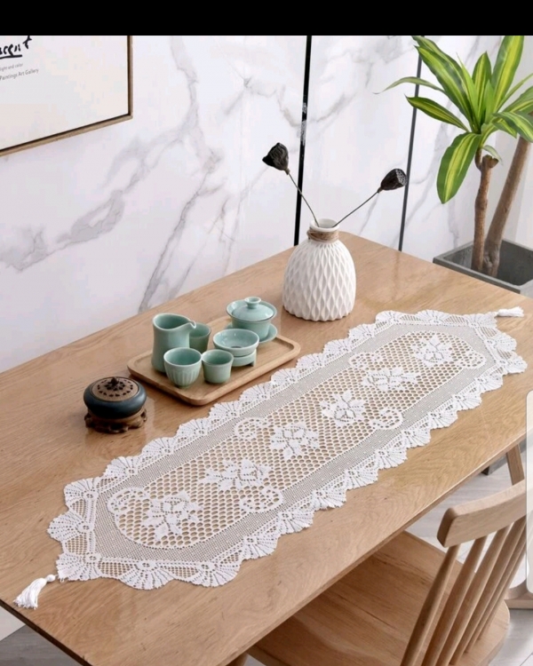 Hollow Lace table Runner